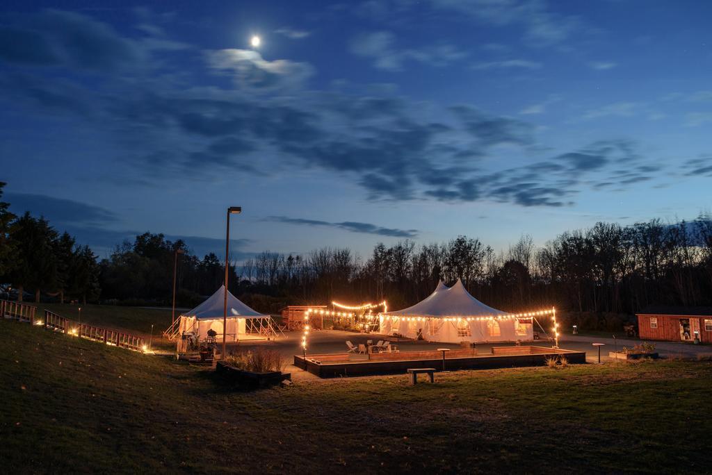 Firelight Camps Ithaca Exterior foto